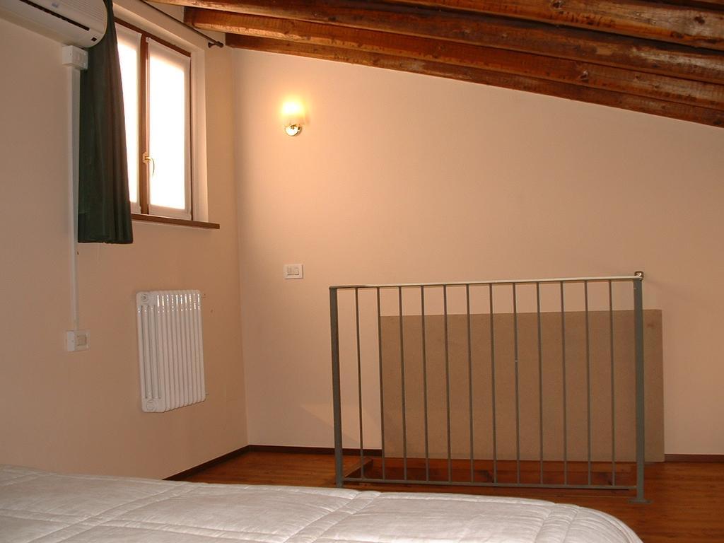 Agriturismo Lupo Bianco มอนซามบาโน ภายนอก รูปภาพ