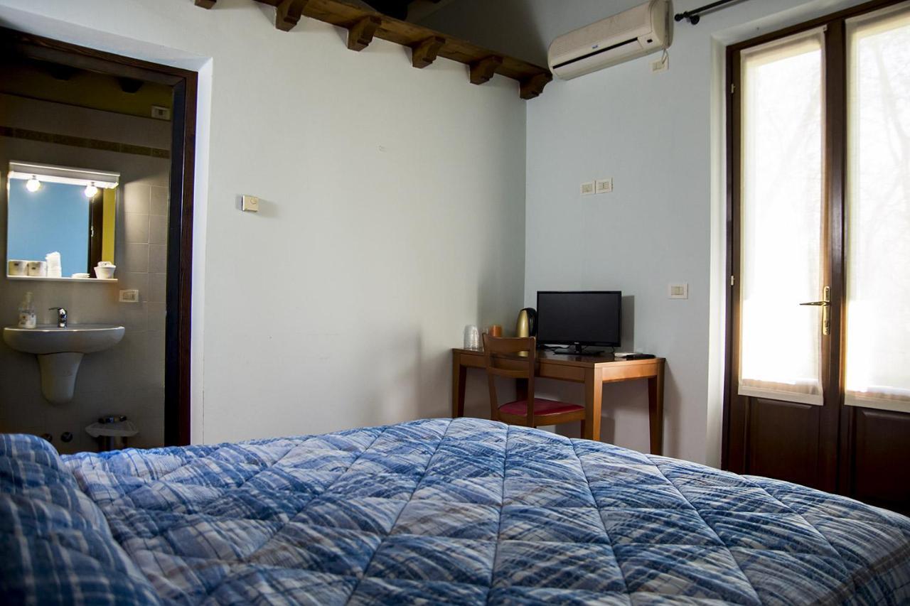 Agriturismo Lupo Bianco มอนซามบาโน ภายนอก รูปภาพ